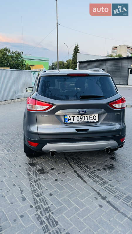 Внедорожник / Кроссовер Ford Kuga 2013 в Ивано-Франковске