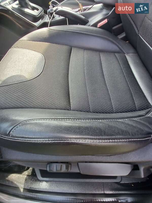 Внедорожник / Кроссовер Ford Kuga 2013 в Луцке