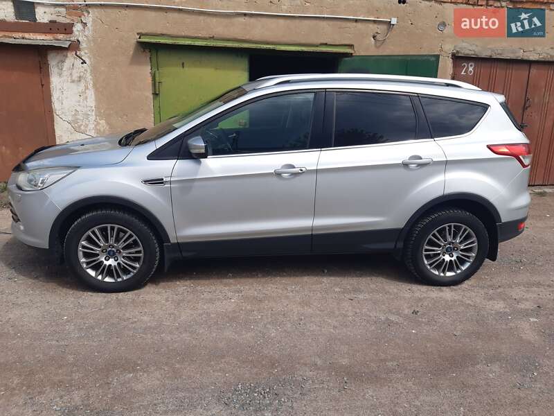 Внедорожник / Кроссовер Ford Kuga 2013 в Коростене