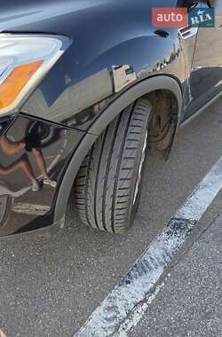 Внедорожник / Кроссовер Ford Kuga 2012 в 