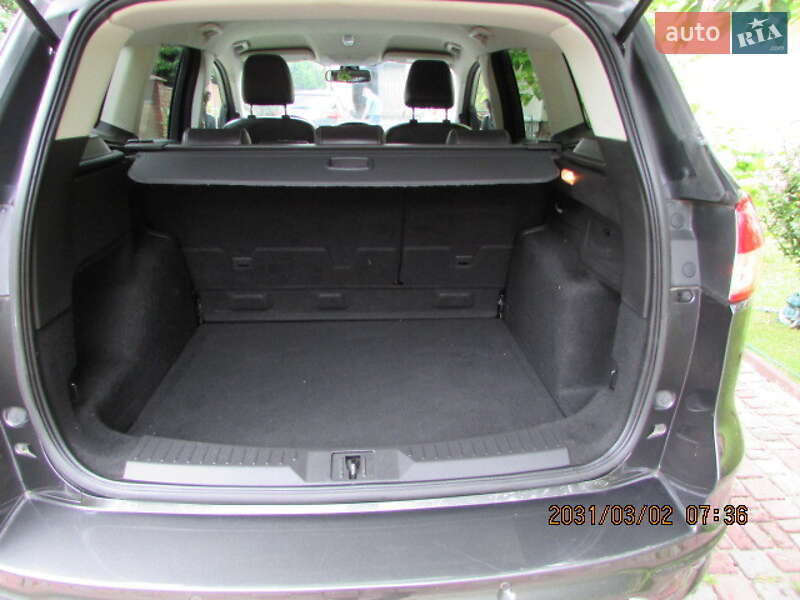 Внедорожник / Кроссовер Ford Kuga 2015 в Львове