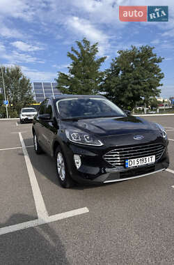 Позашляховик / Кросовер Ford Kuga 2021 в Києві