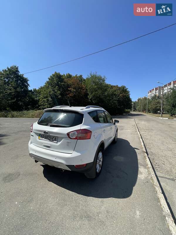 Внедорожник / Кроссовер Ford Kuga 2011 в Запорожье