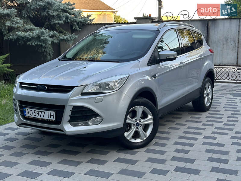 Ford Kuga 2015