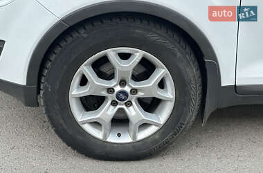 Внедорожник / Кроссовер Ford Kuga 2010 в 