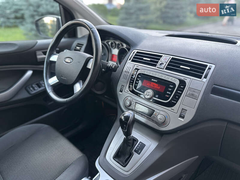 Внедорожник / Кроссовер Ford Kuga 2010 в Ровно