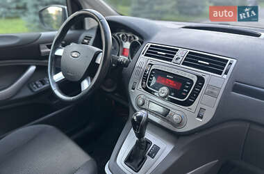 Внедорожник / Кроссовер Ford Kuga 2010 в 