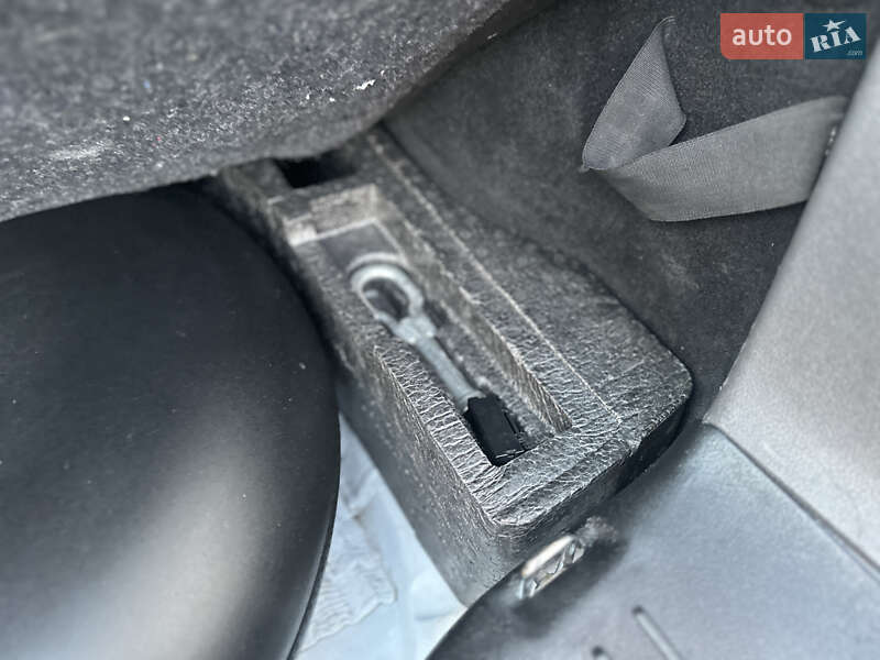 Внедорожник / Кроссовер Ford Kuga 2010 в Ровно