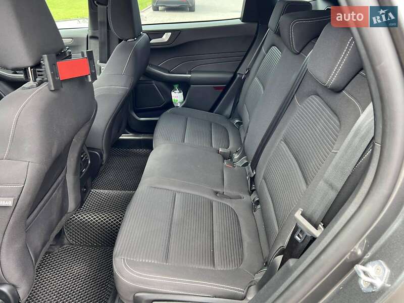 Внедорожник / Кроссовер Ford Kuga 2023 в Киеве фото 17 Внедорожник / Кроссовер Ford Kuga 2023 в Киеве