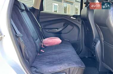 Внедорожник / Кроссовер Ford Kuga 2013 в 