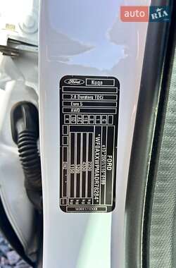 Внедорожник / Кроссовер Ford Kuga 2013 в 