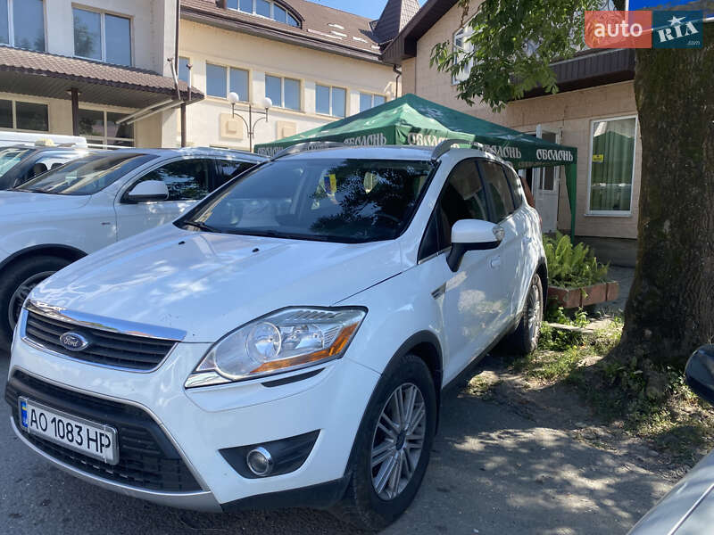 Позашляховик / Кросовер Ford Kuga 2012 в Рахові