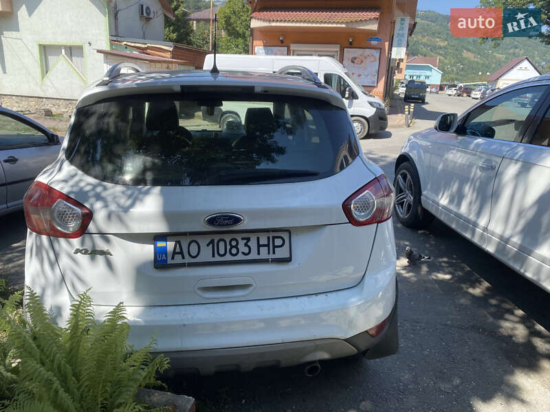 Позашляховик / Кросовер Ford Kuga 2012 в Рахові