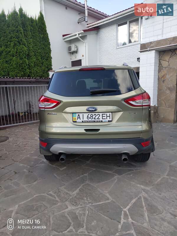 Позашляховик / Кросовер Ford Kuga 2013 в Києві