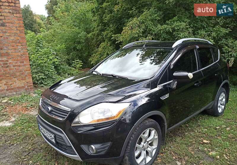 Внедорожник / Кроссовер Ford Kuga 2010 в Ромнах