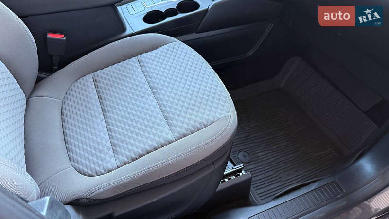 Внедорожник / Кроссовер Ford Kuga 2021 в Киеве