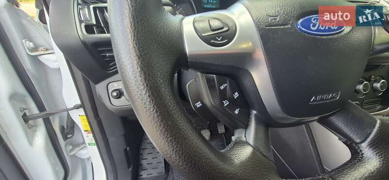 Внедорожник / Кроссовер Ford Kuga 2014 в Машевке