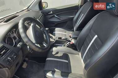 Внедорожник / Кроссовер Ford Kuga 2011 в 