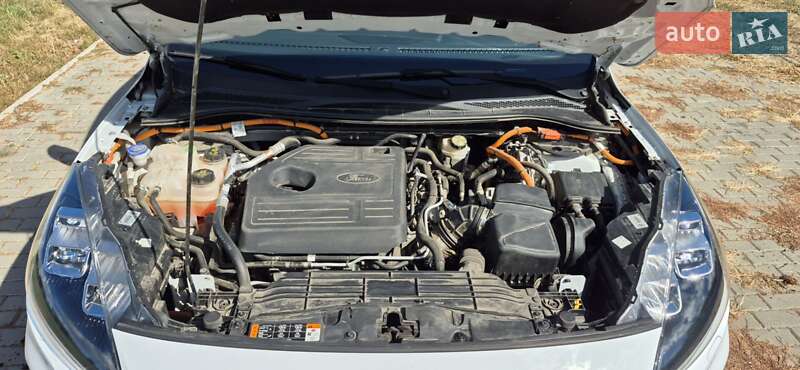 Внедорожник / Кроссовер Ford Kuga 2020 в Ромнах фото 17 Внедорожник / Кроссовер Ford Kuga 2020 в Ромнах