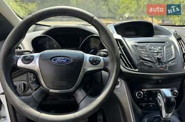 Внедорожник / Кроссовер Ford Kuga 2016 в 