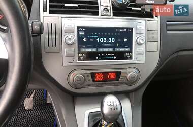 Внедорожник / Кроссовер Ford Kuga 2013 в 