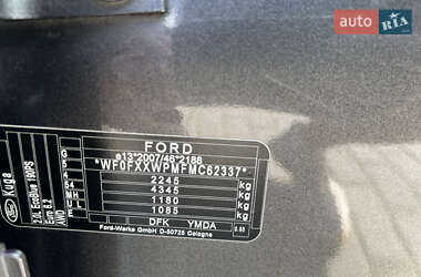 Внедорожник / Кроссовер Ford Kuga 2020 в 