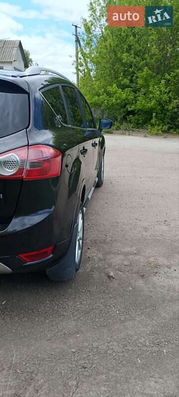 Внедорожник / Кроссовер Ford Kuga 2012 в Мене