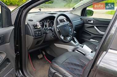 Внедорожник / Кроссовер Ford Kuga 2012 в 