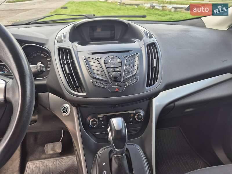 Позашляховик / Кросовер Ford Kuga 2013 в Львові