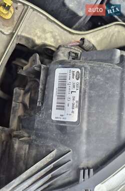 Внедорожник / Кроссовер Ford Kuga 2013 в 