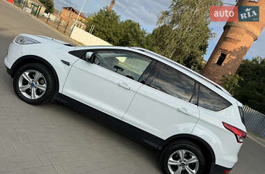 Внедорожник / Кроссовер Ford Kuga 2013 в 