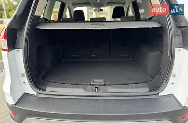Внедорожник / Кроссовер Ford Kuga 2013 в 