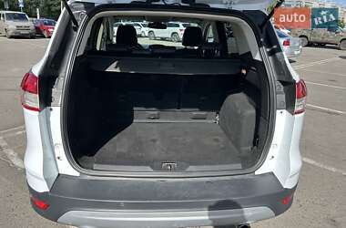 Внедорожник / Кроссовер Ford Kuga 2014 в 