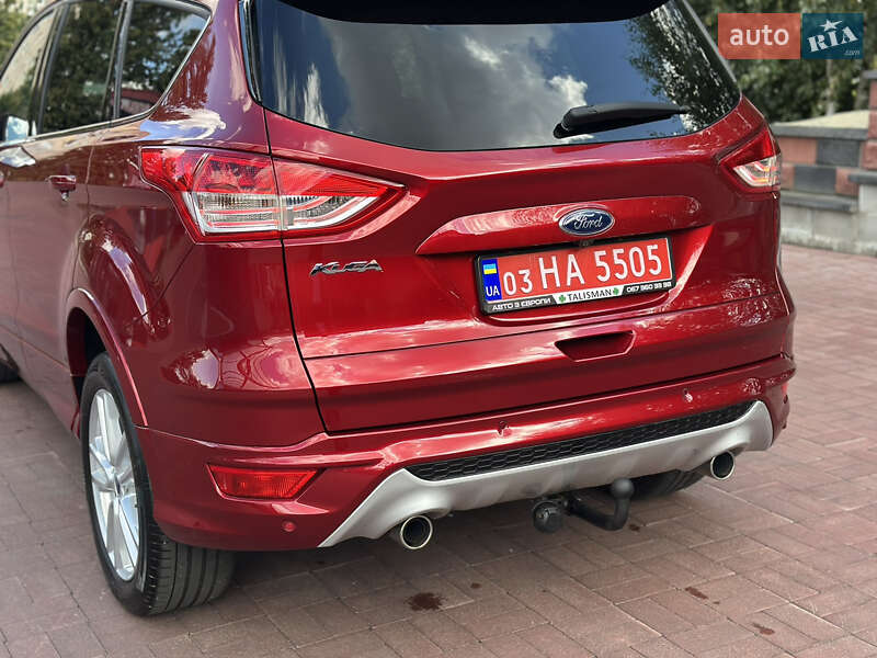 Внедорожник / Кроссовер Ford Kuga 2015 в Ровно