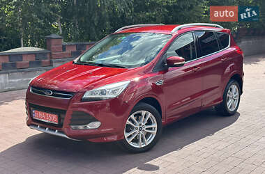 Позашляховик / Кросовер Ford Kuga 2015 в Рівному