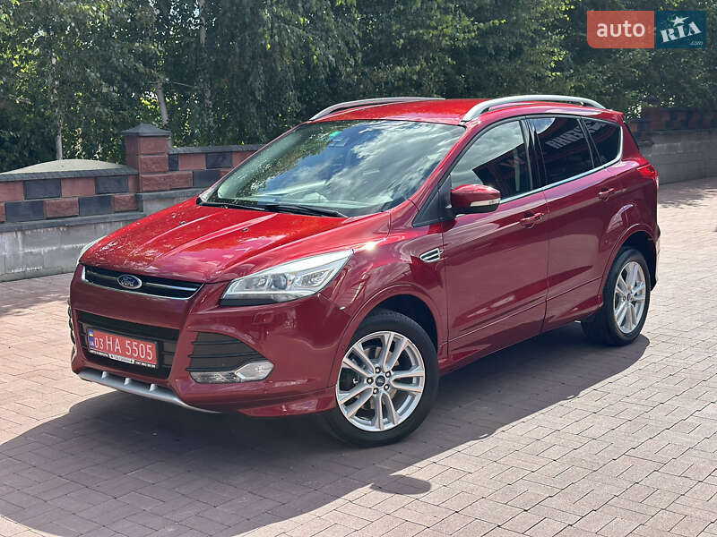 Внедорожник / Кроссовер Ford Kuga 2015 в Ровно
