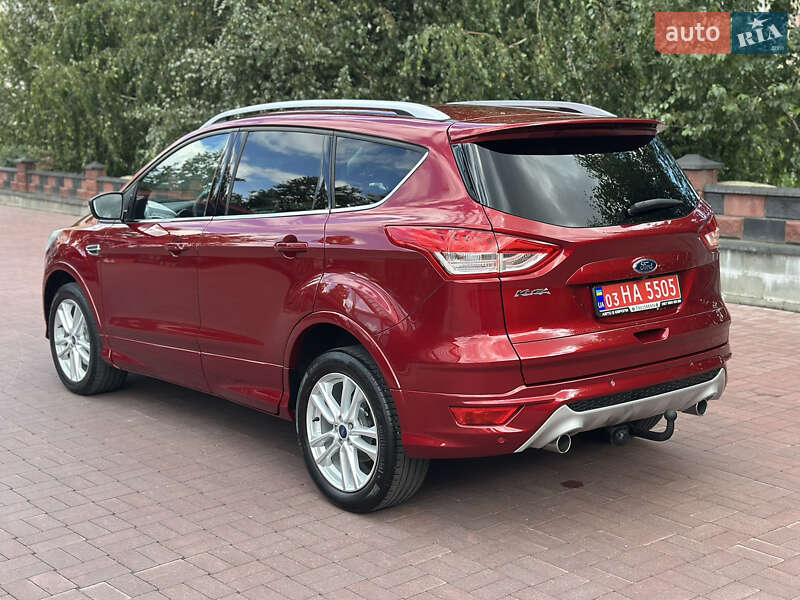 Внедорожник / Кроссовер Ford Kuga 2015 в Ровно