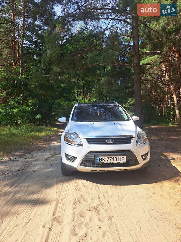 Внедорожник / Кроссовер Ford Kuga 2011 в Вараше