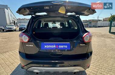 Внедорожник / Кроссовер Ford Kuga 2011 в 