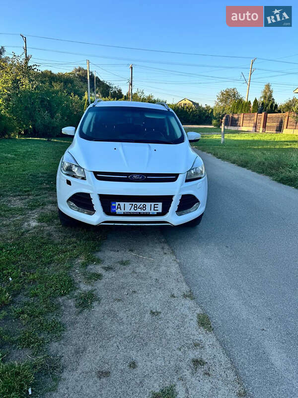 Внедорожник / Кроссовер Ford Kuga 2016 в Василькове