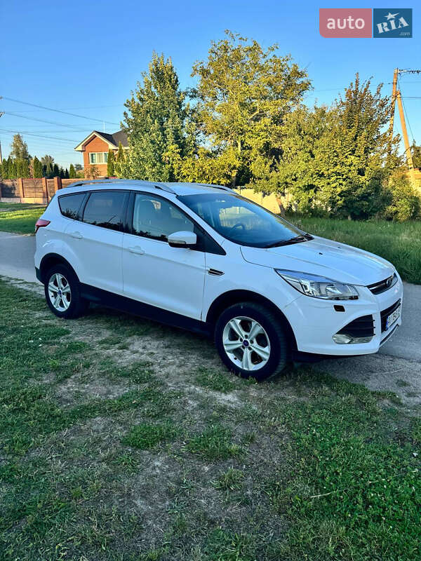 Внедорожник / Кроссовер Ford Kuga 2016 в Василькове
