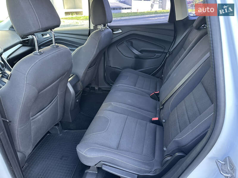 Внедорожник / Кроссовер Ford Kuga 2014 в Харькове