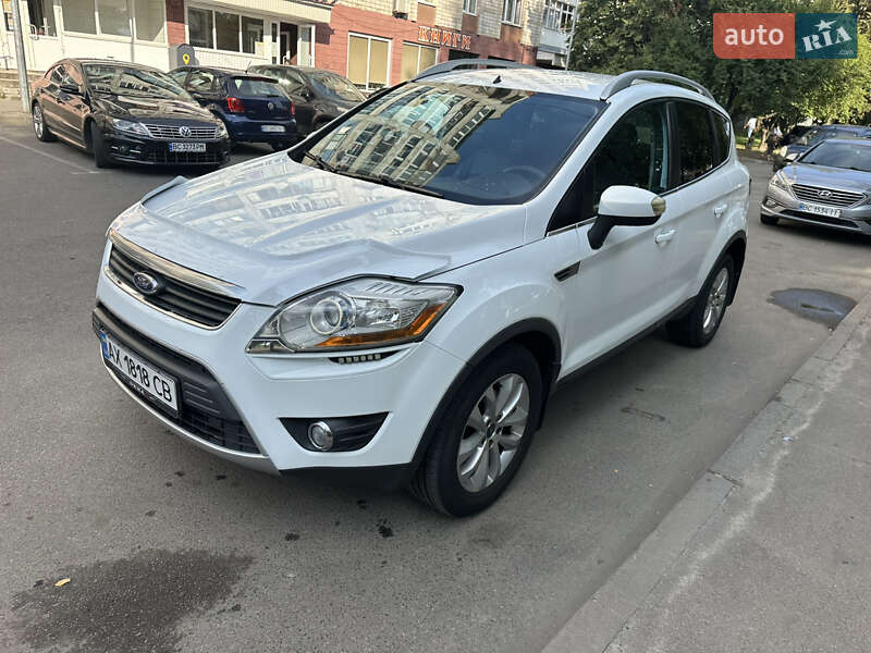 Внедорожник / Кроссовер Ford Kuga 2010 в Львове
