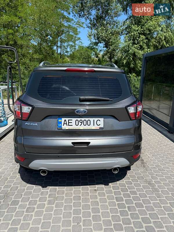 Позашляховик / Кросовер Ford Kuga 2019 в Дніпрі