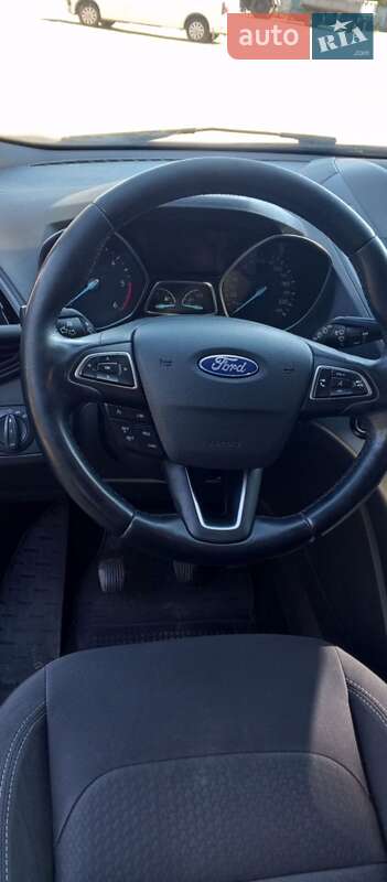 Внедорожник / Кроссовер Ford Kuga 2017 в Переяславе