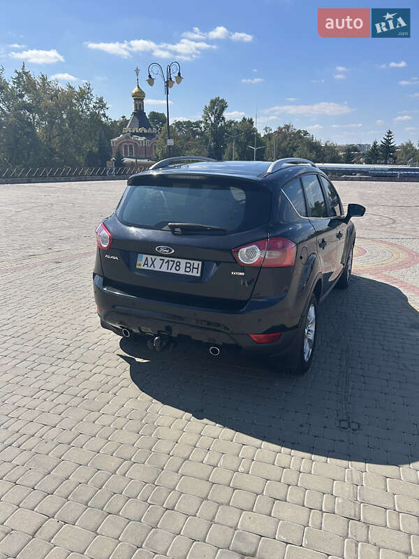 Внедорожник / Кроссовер Ford Kuga 2010 в Харькове