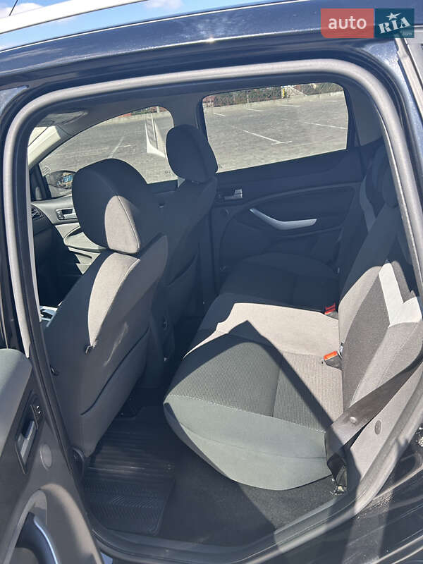 Внедорожник / Кроссовер Ford Kuga 2010 в Харькове