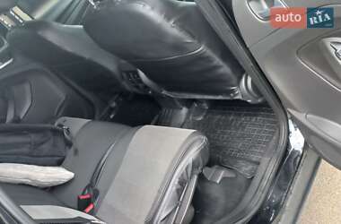Внедорожник / Кроссовер Ford Kuga 2013 в 