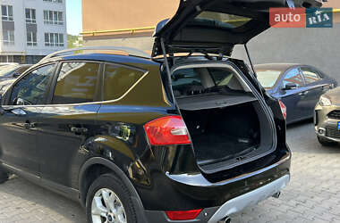 Внедорожник / Кроссовер Ford Kuga 2010 в 