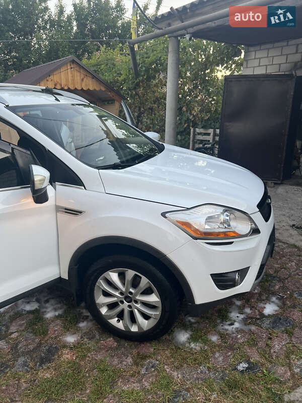 Внедорожник / Кроссовер Ford Kuga 2010 в Кобеляках